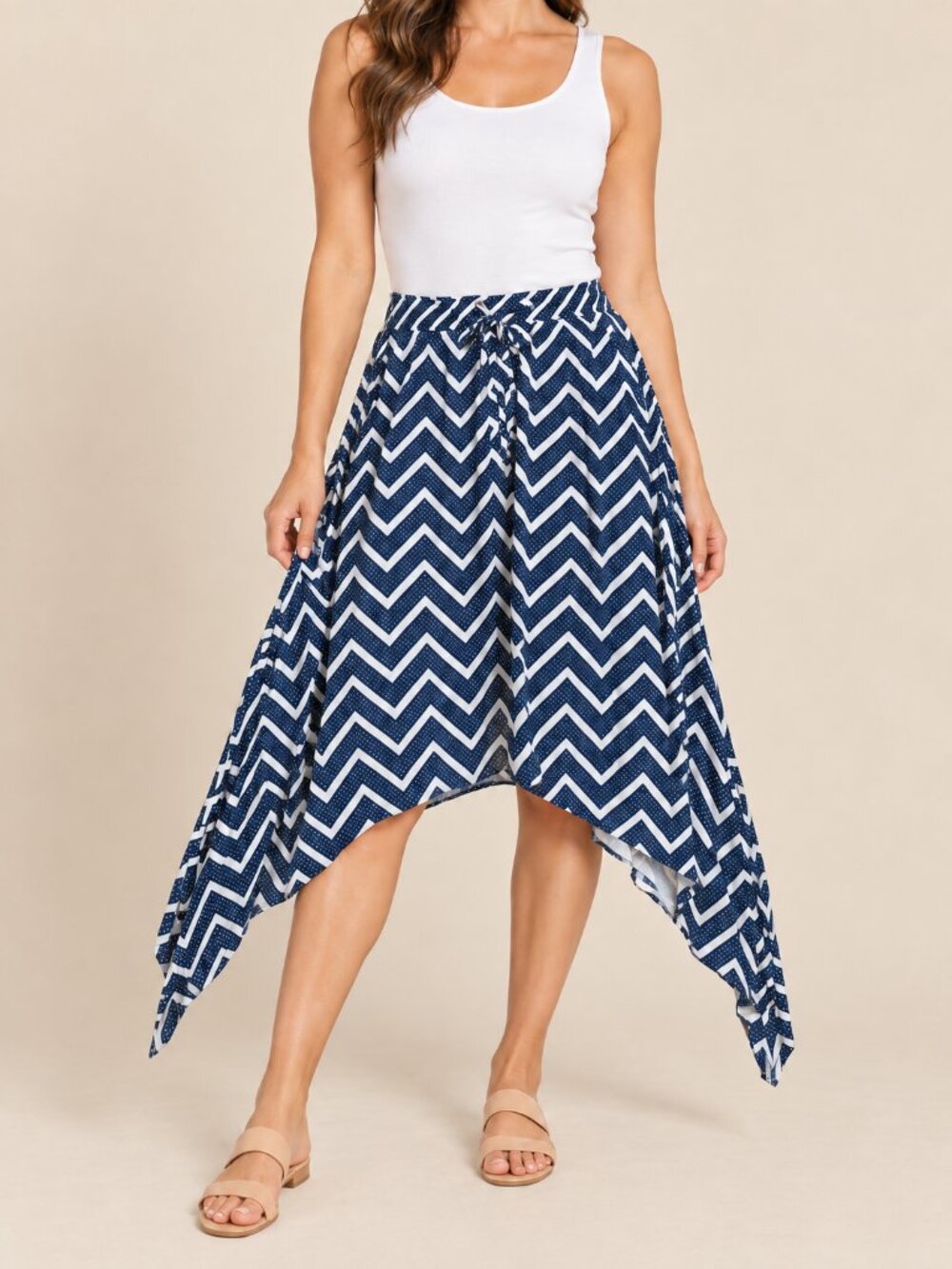 Robert Louis Chevron Handkerchief Hem Skirt Size L NWT